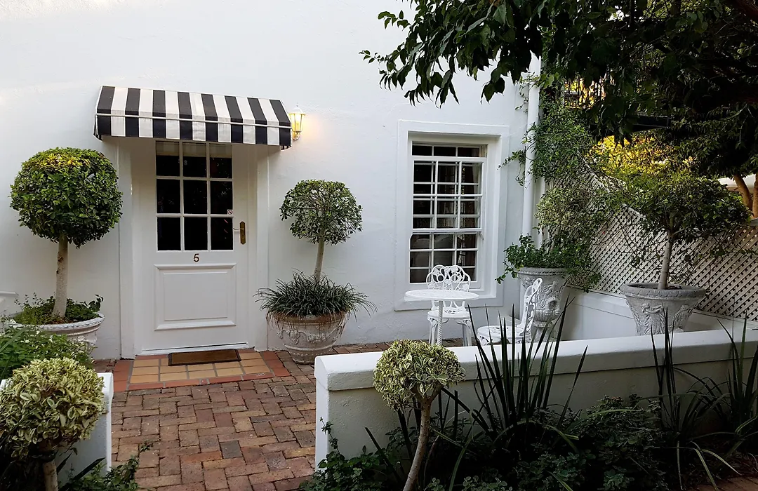 Maison Chablis Guest House-1