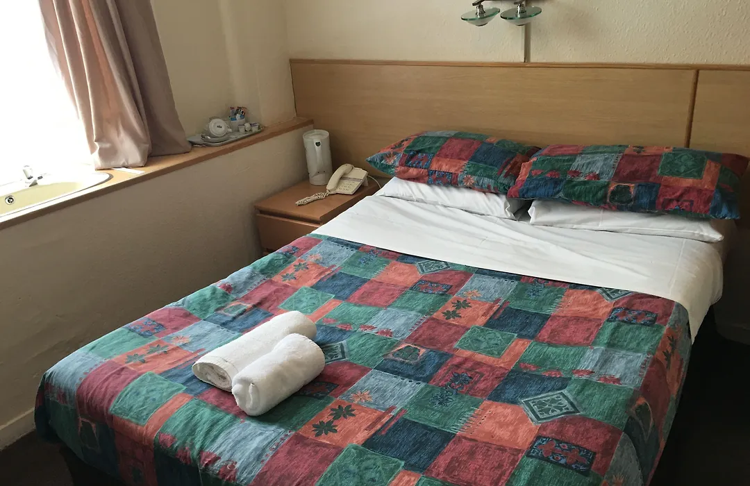 Smiths Hotel-1