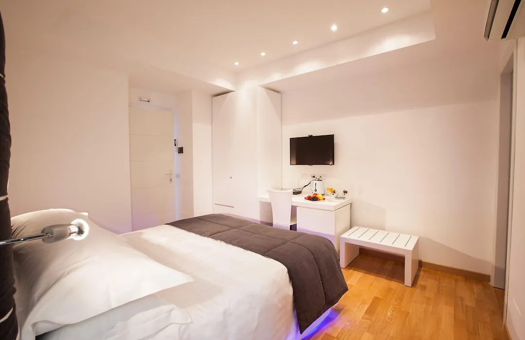 Melody Suite Rome-1