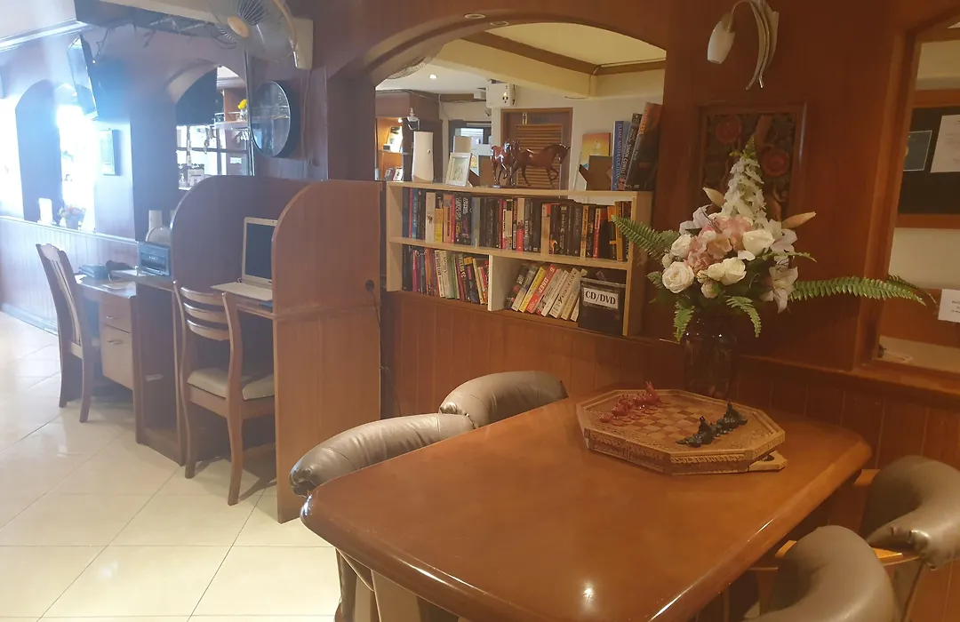 Chaiyapoon Inn-1