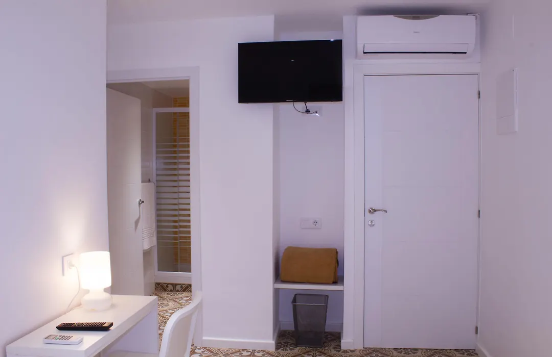 Hostal Nova Barcelona-1