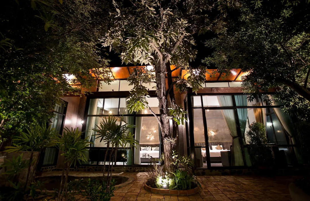 Foresto Sukhothai Guesthome-1