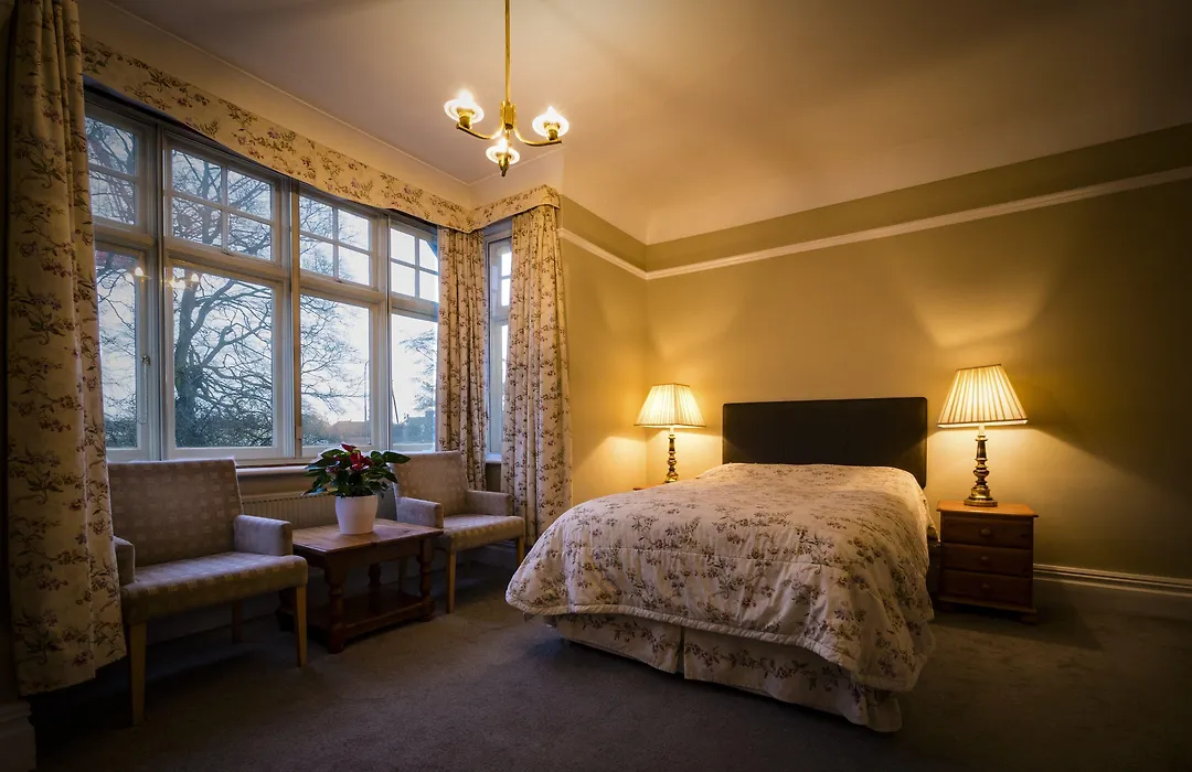 Sandfield Guest House-1