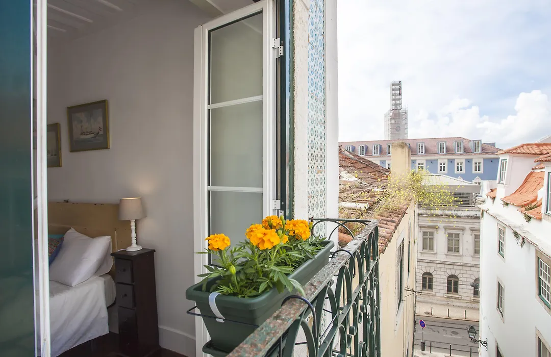 Lisbon Inn Bica Suites-1
