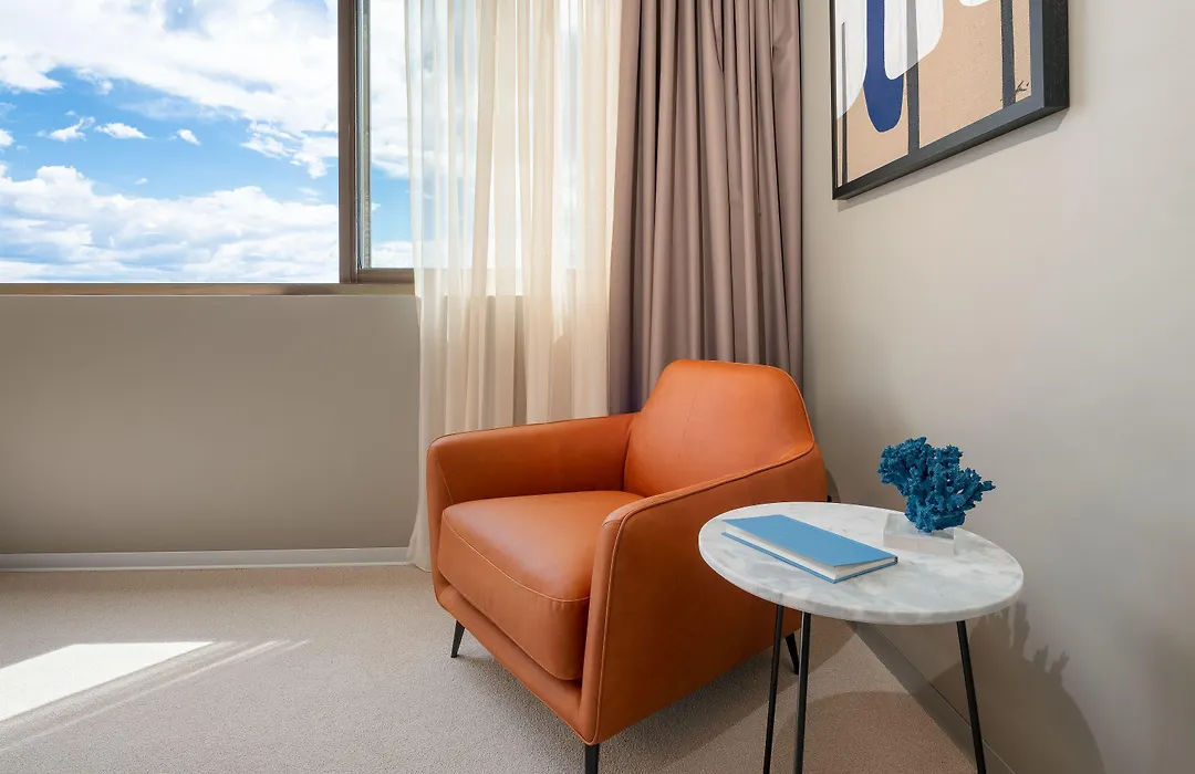 Royal Suites-Sky-1