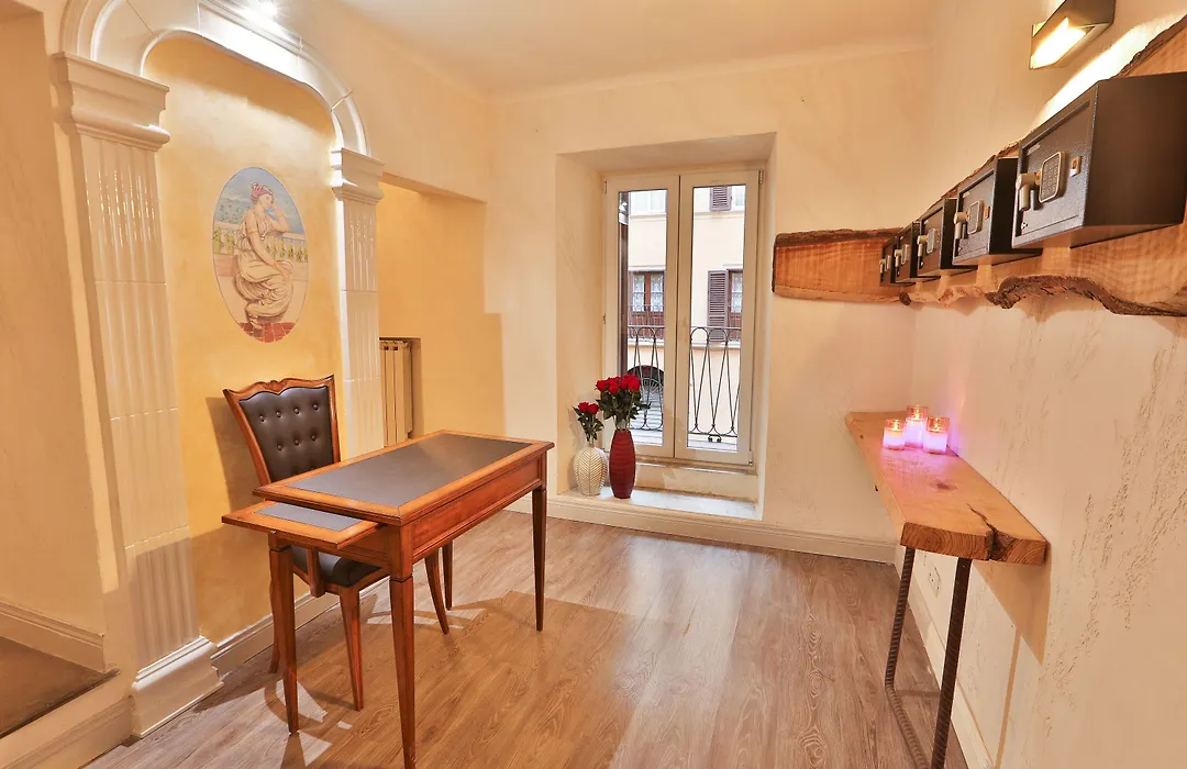 Grottini Luxury Suites ~ Pantheon-1