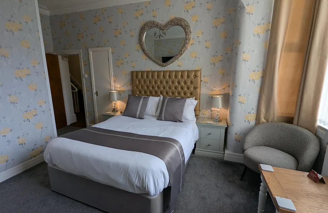 Valentine Lodge Over 21 Adult Couples Only-1
