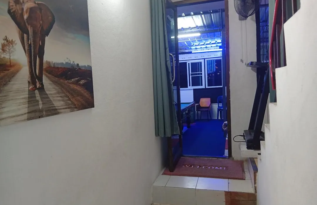 Ben & Lek Guesthouse-1
