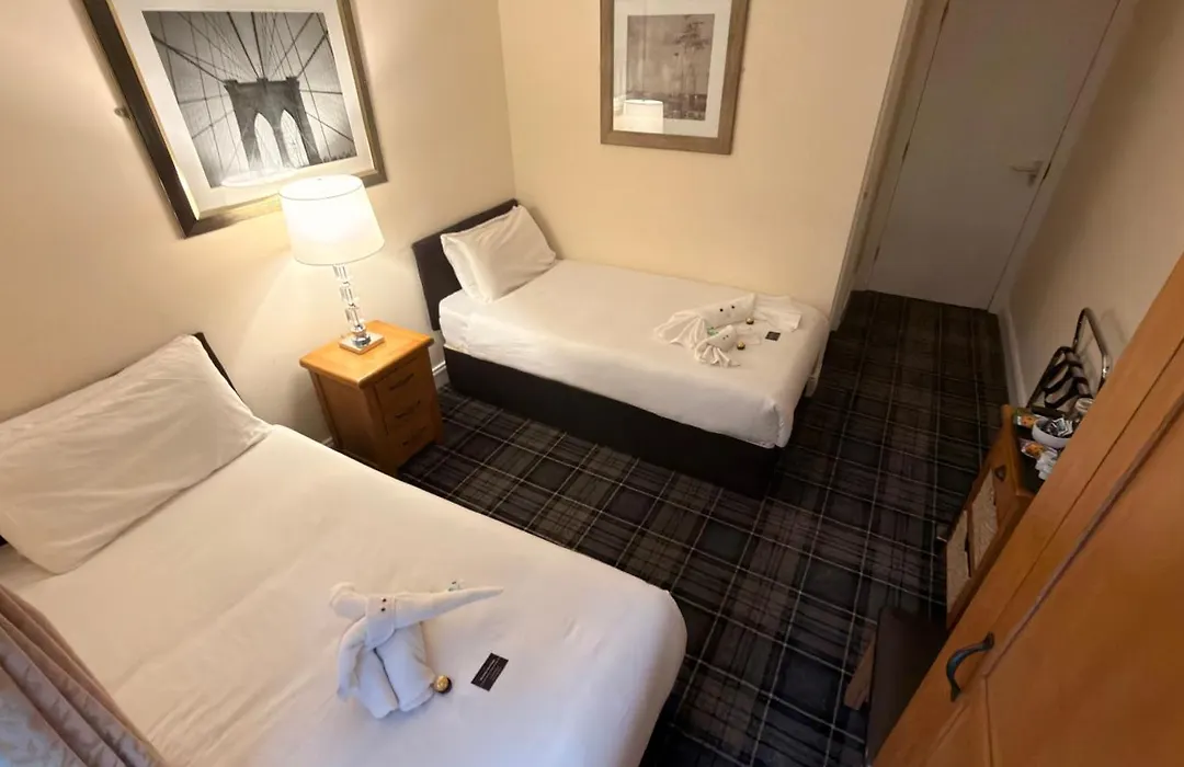 The Waverley Guest House-1