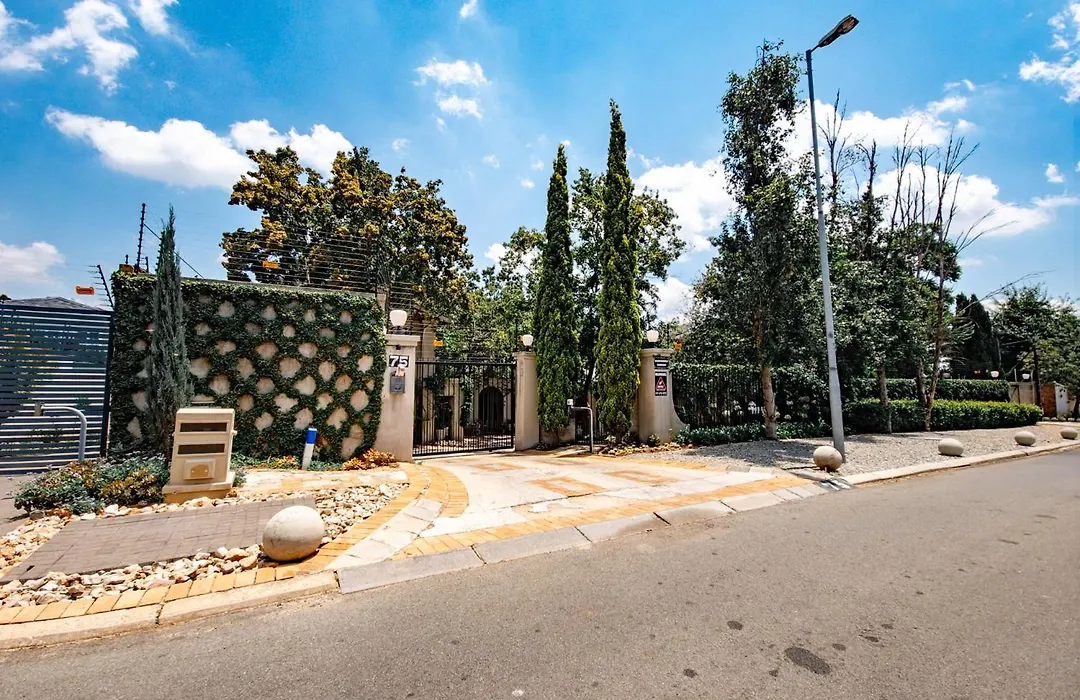 Shepherd'S Corner Guest House - Tranquil Boutique Stay In Bryanston-1