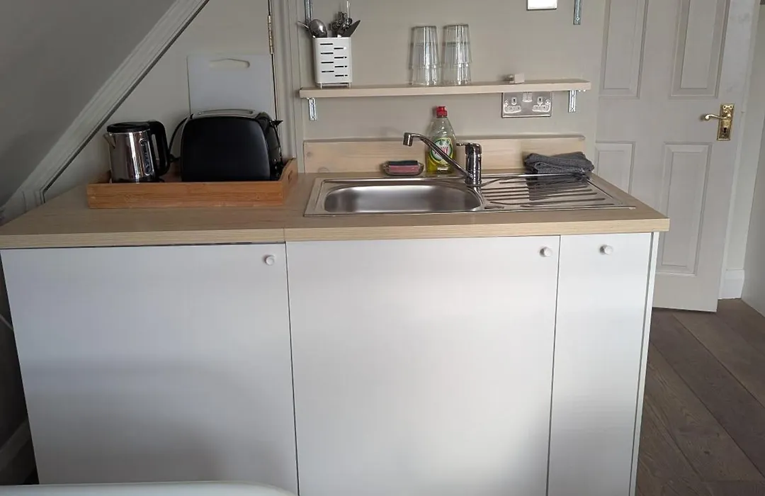 Brookview Guest House-1