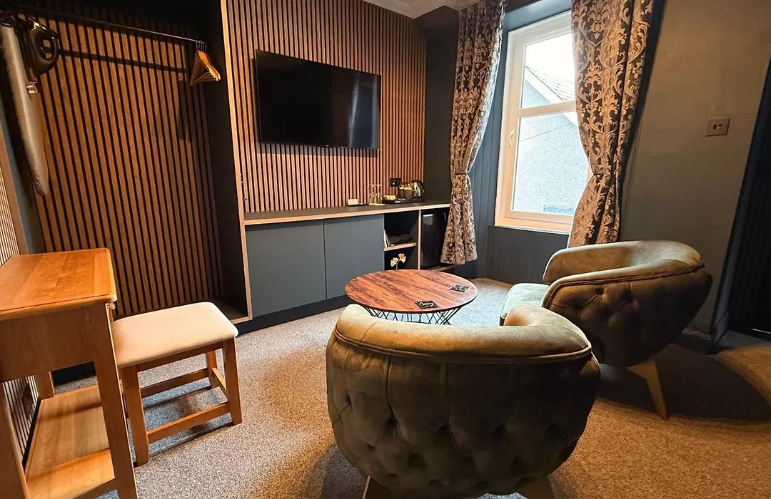 Craigvrack Hotel & Restaurant-1