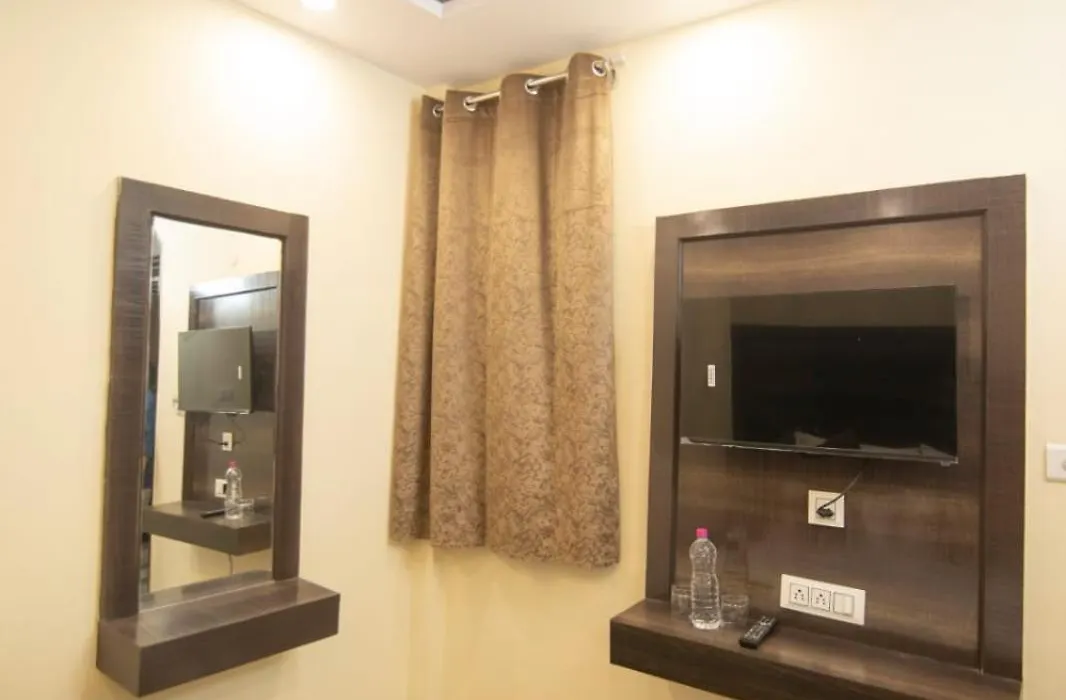 Hotel Siddharth A Boutique Guest House-1