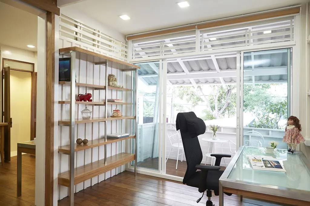 Uncle Loy'S Boutique House-1