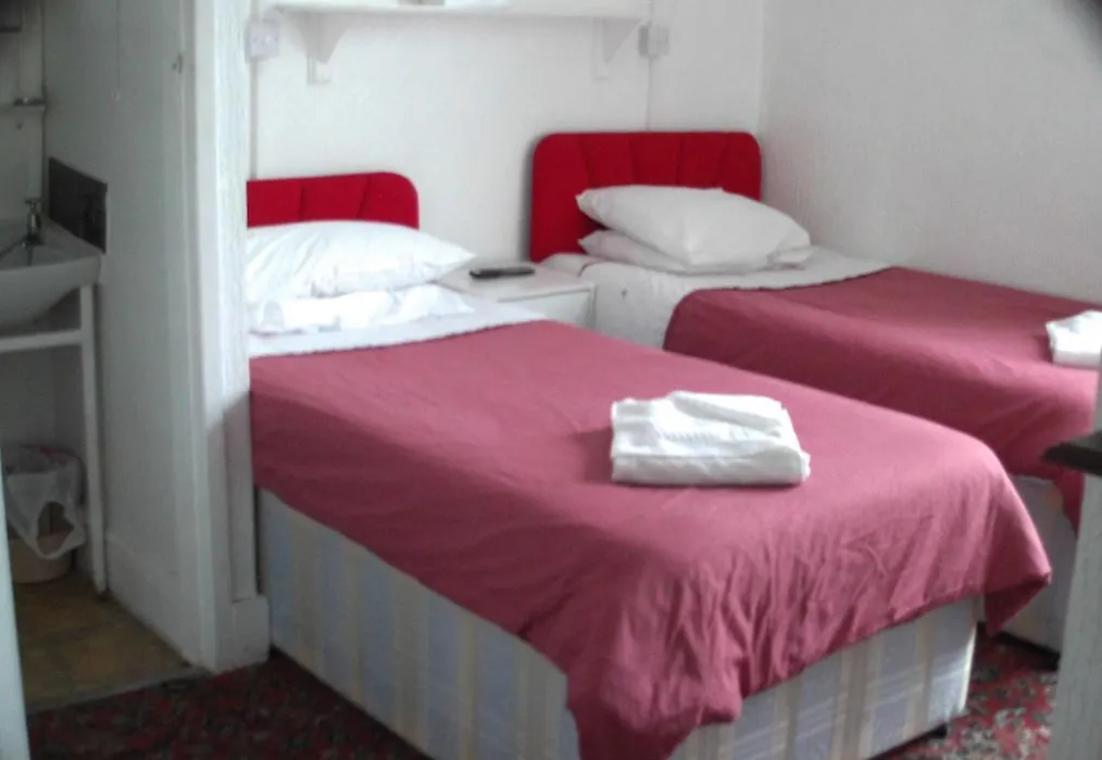 Jollies Hotel-1