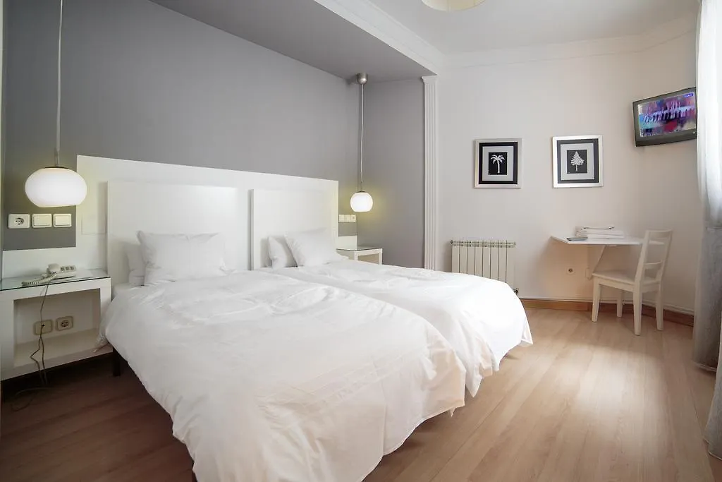 Hostal Adriano-1
