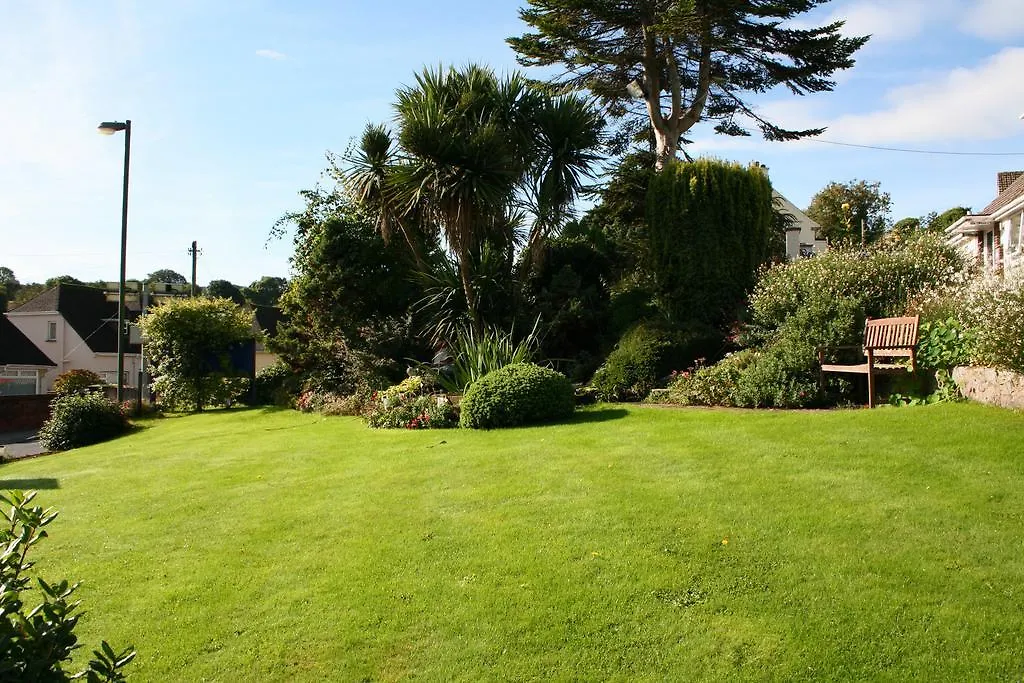 Churston Way Lodge Guest House-1