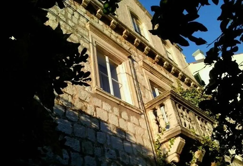 Veranda Rooms-1