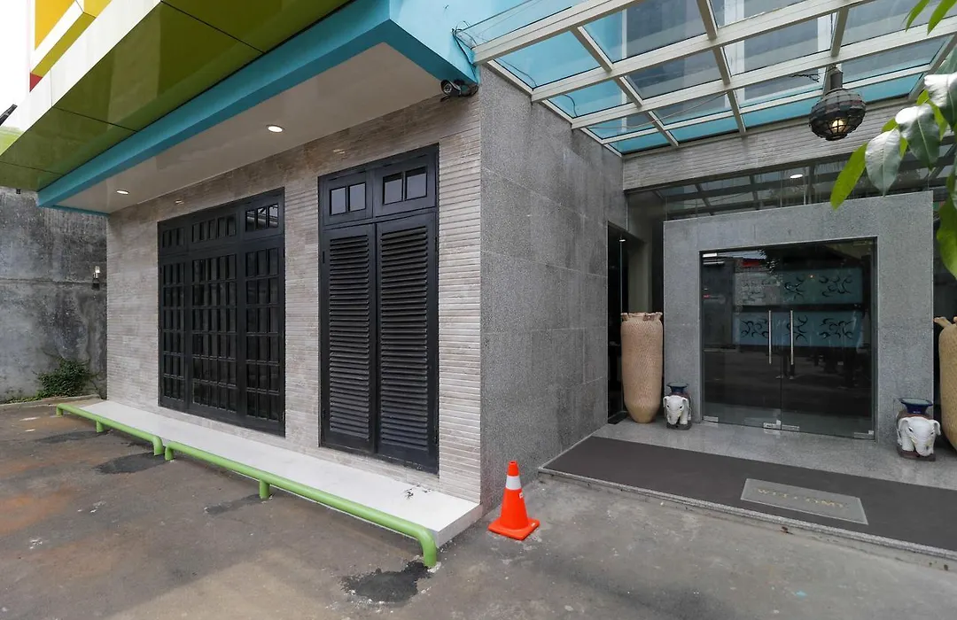Reddoorz Plus Near Halim Perdanakusuma 2-1
