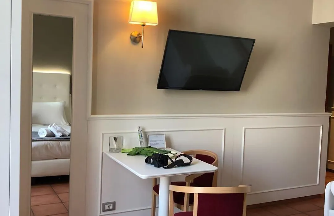 207 Inn-1