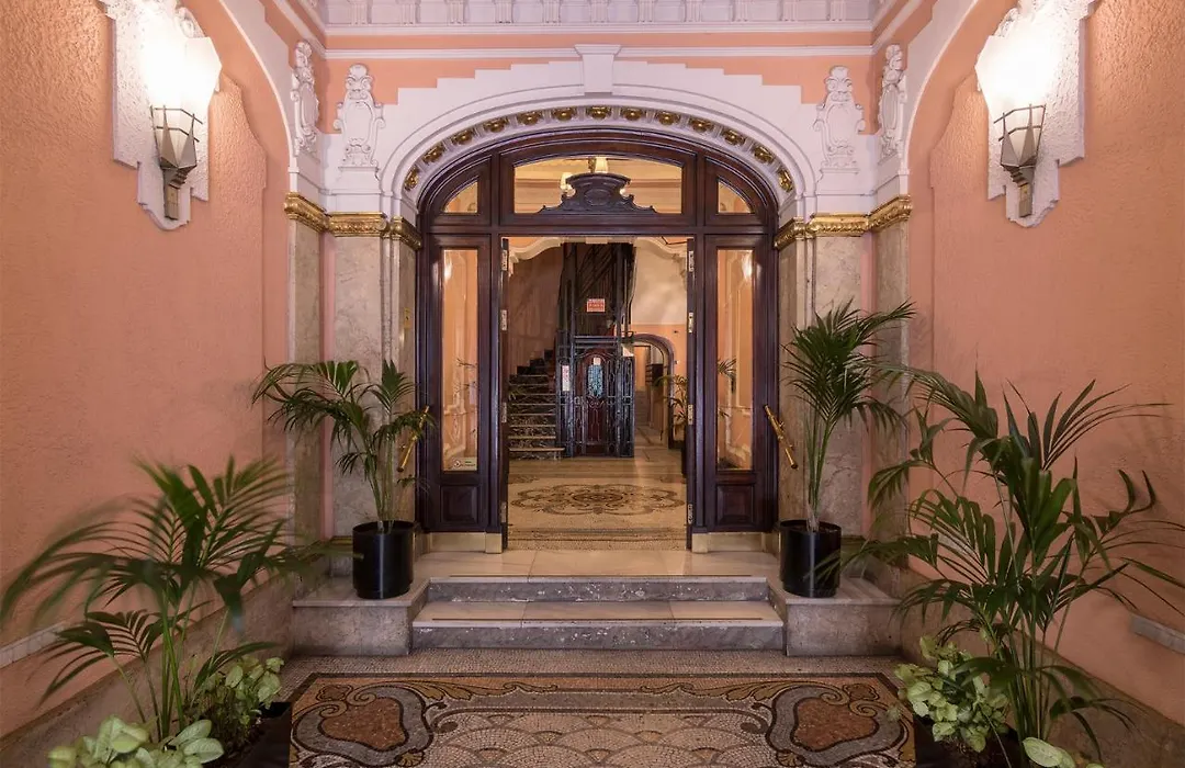 Hostal Santillan-1