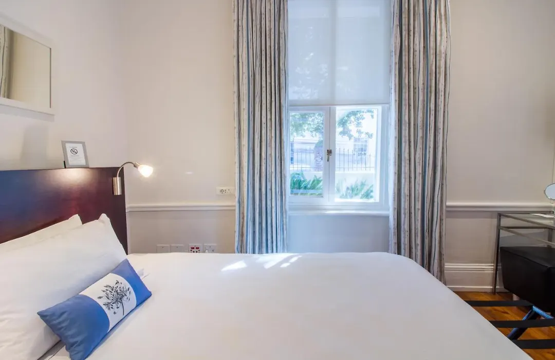 Nine Flowers Guest House-1