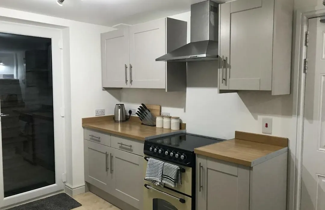 Botley Town House-1