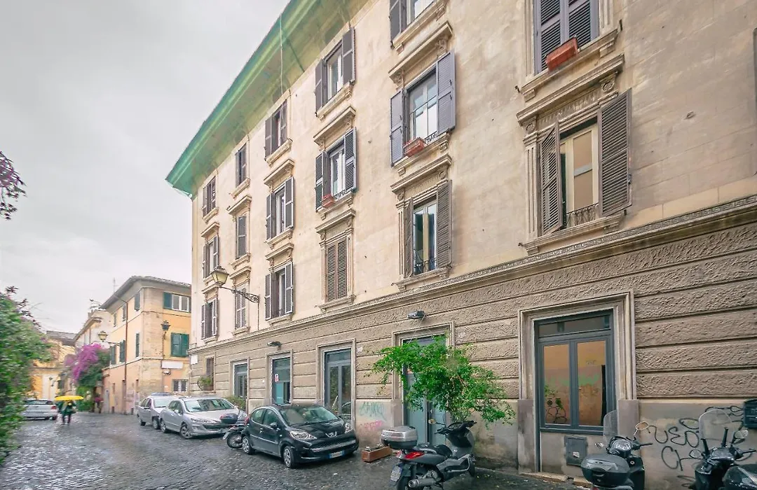 Trastevere Glasshouse-1
