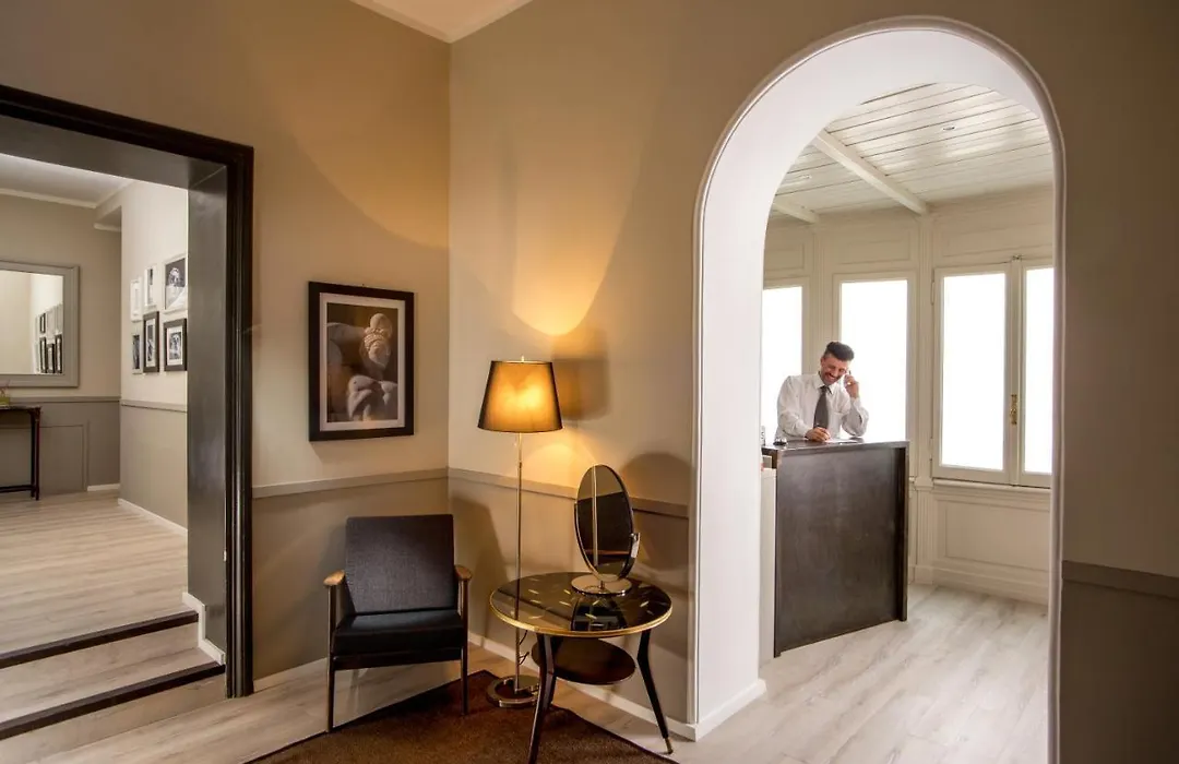 Nazionale 51 L Rooms-1