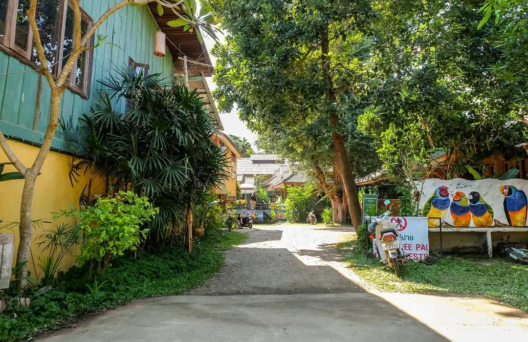 Sawasdeepai River Resort-1