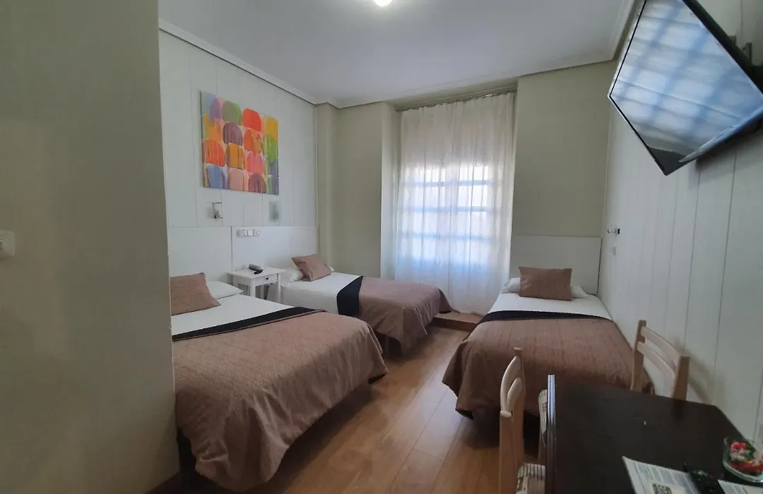 Hostal Riesco-1