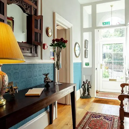 Cheriton Guesthouse-2