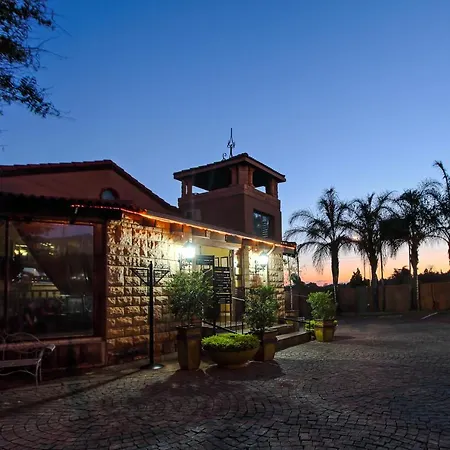 Casa Toscana Lodge-3