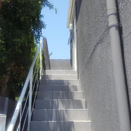 Hayley'S Place-3