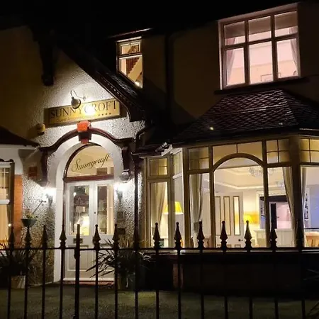 Sunnycroft Private Hotel-3