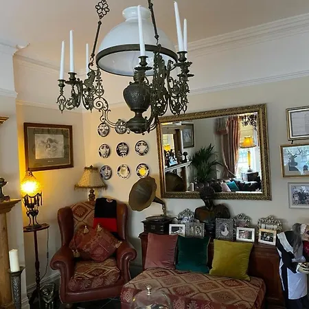 Olivia House-3