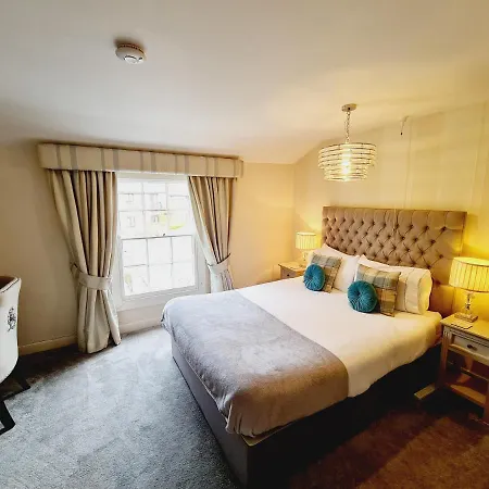 Beaufort Lodge - Central Location & Free Parking-2