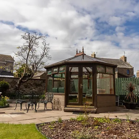 The Limes Guest House-3