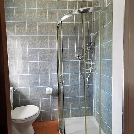 Whitehouse Guest House-3