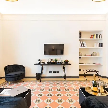Foresteria Di Piazza Cavour - Luxury Suites & Guest House-3