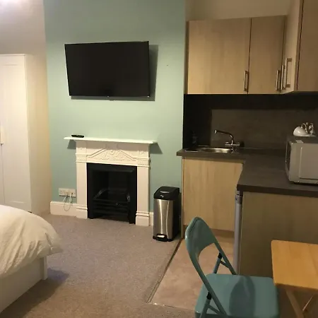 Poole Stay-2