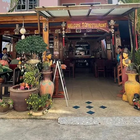 The 4 Blocks At Kata Noi-3