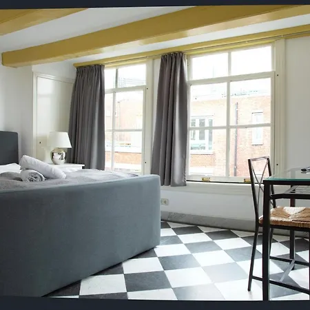 Modern Canal House Loft - City Center-2