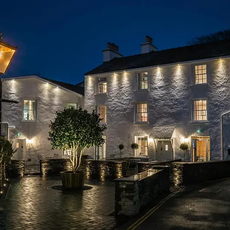 The White House - Off-Site Health Club & Spa 2 Minute Walk Away-3