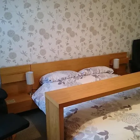Moorland House-3