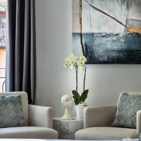 Fellini Design Suites-3
