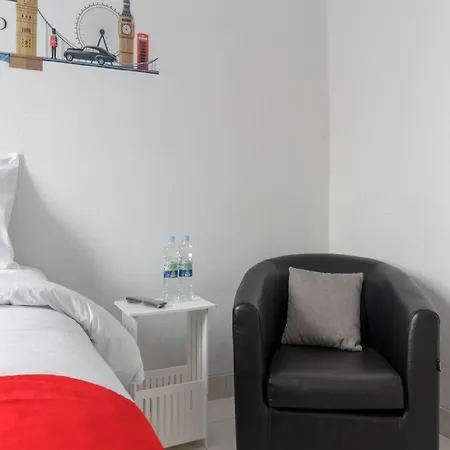 Reddoorz Plus Near Taman Rasuna Menteng-2