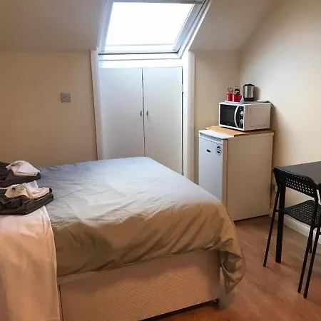 Willesden Lodge Guest House-2