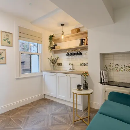 Number 31 Boutique Townhouse-3