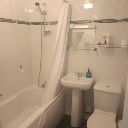 Wedgwood Guest House-3